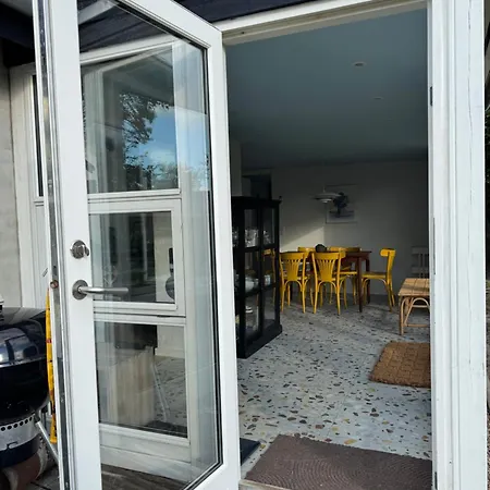 Smukt Naer C Inkl Rengoring بيت للعطل *