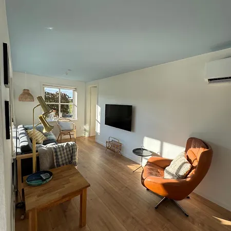 Smukt Naer C Inkl Rengoring بيت للعطل *